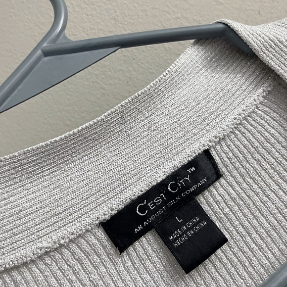 Vintage C'est City Silk Blend Jeweled Elegant Silver V-Neck Sweater - Picture 4 of 8